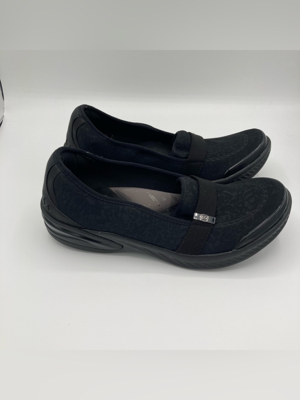 Bzees Nugget Black Slip-On Casual Loafers Sz 7.5 Comfortable